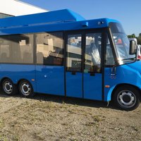 blauer Bus